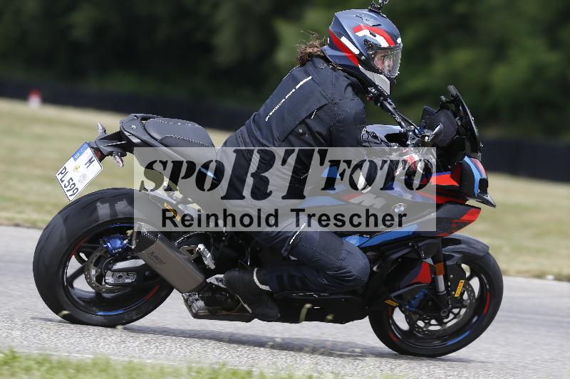 /20 27.05.2025 FREERIDE Training ADR/Gruppe B/90